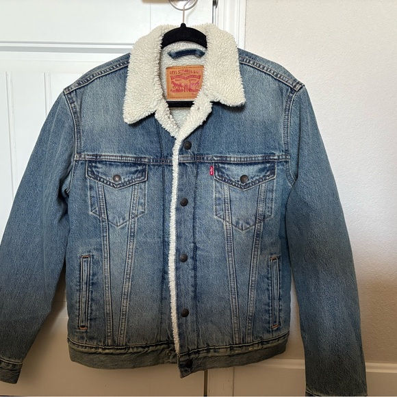 Levi's Classic Blue Denim Jacket with Cream Sherpa Collar - Picture 1 of 6
